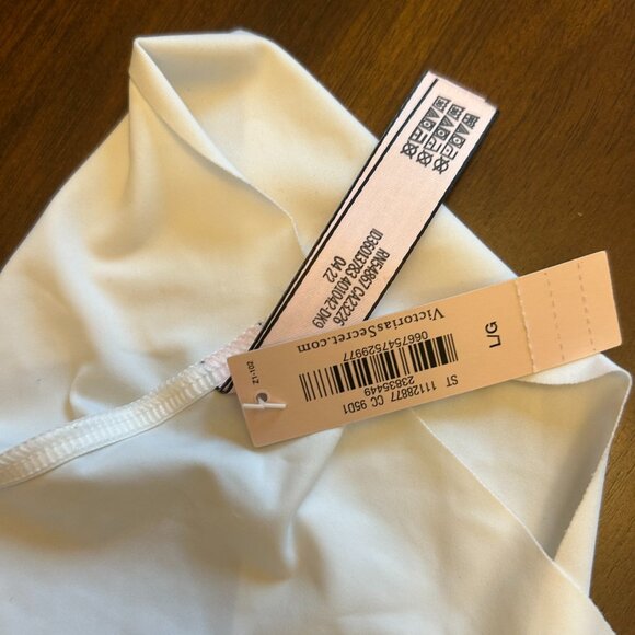 NWT Victoria's Secret Thong/String White Size Large - Picture 7 of 8